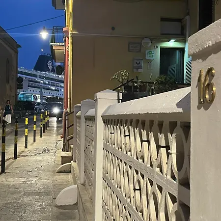 Casa Vacanza De Flagilla Brindisi Exterior photo